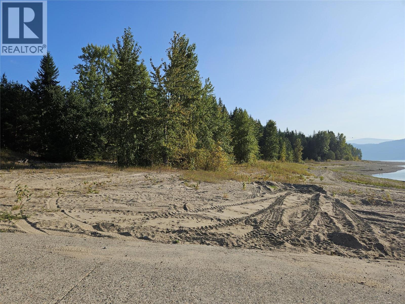 130 Lower Fauquier Road, Fauquier, British Columbia  V0G 1K0 - Photo 2 - 10357029