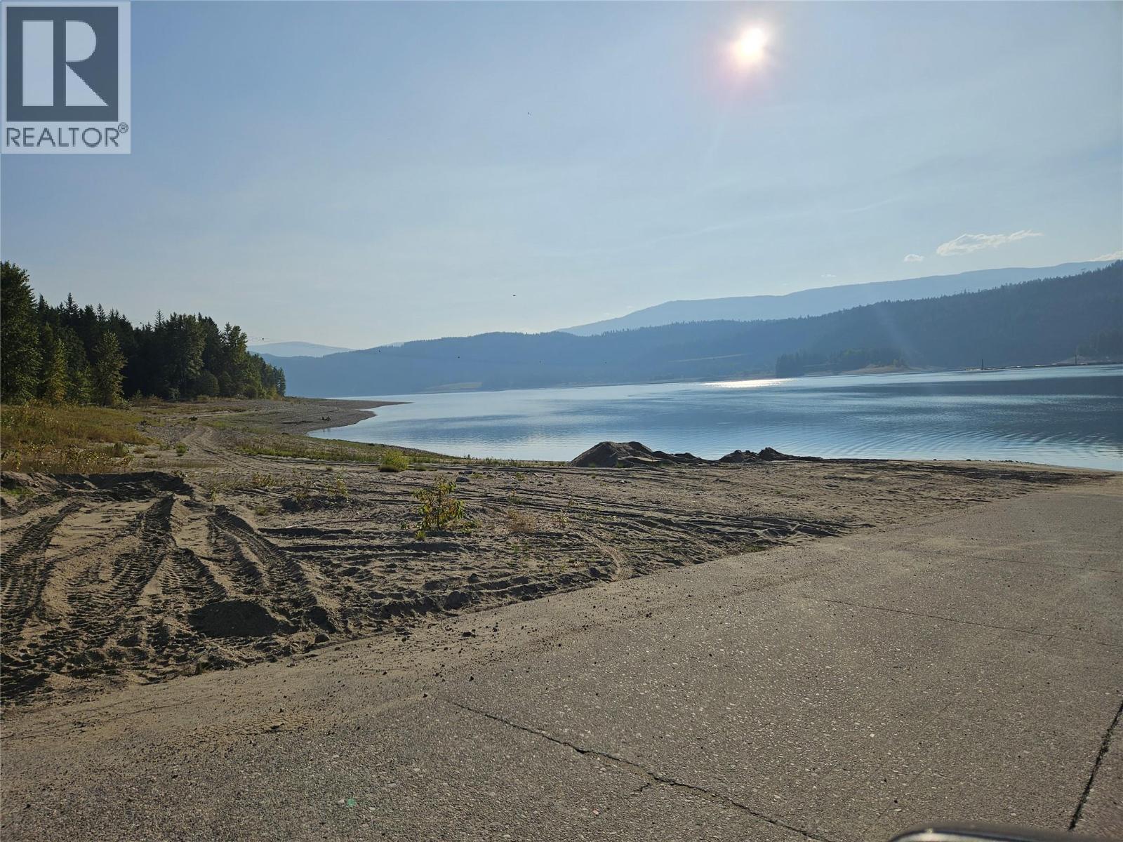 130 Lower Fauquier Road, Fauquier, British Columbia  V0G 1K0 - Photo 3 - 10357029