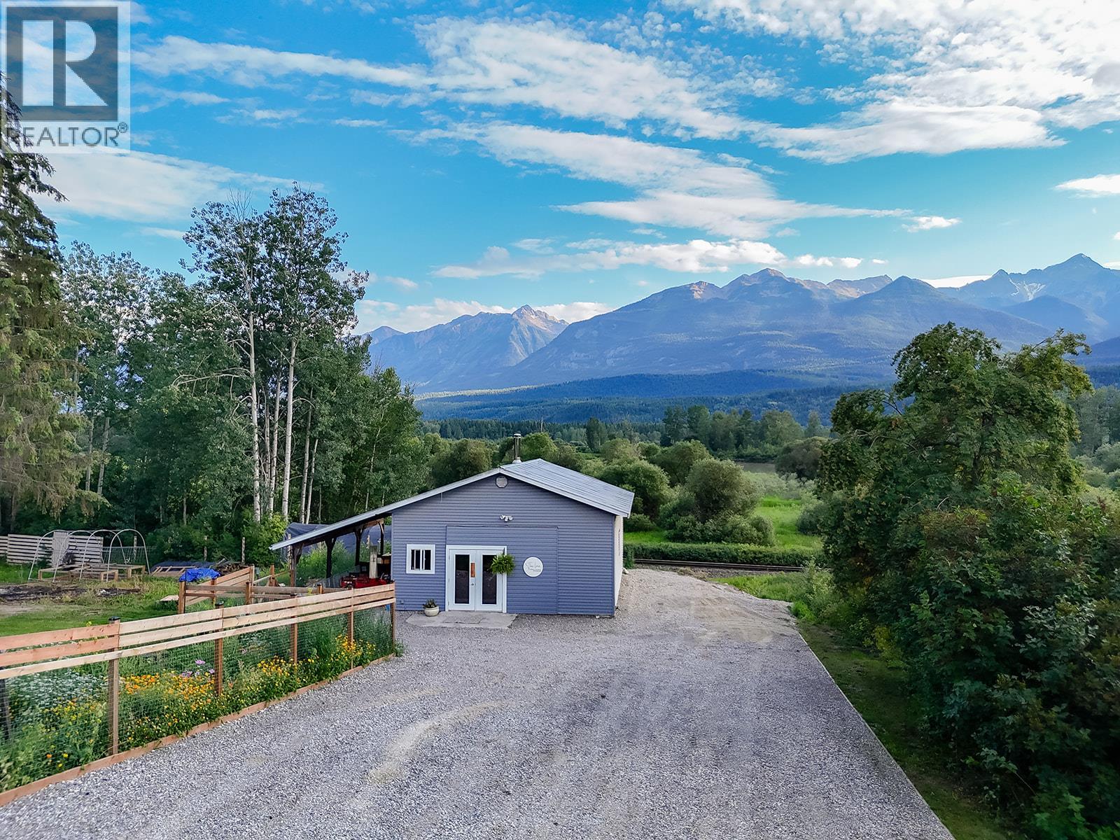 619 Habart Lower Road, Golden, British Columbia  V0A 1H2 - Photo 36 - 10357059