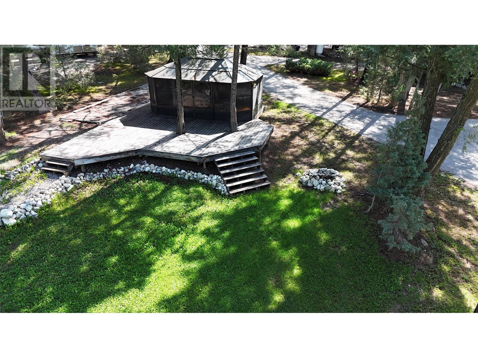 8523 Eacrett Road Unit# 11, Radium Hot Springs, British Columbia  V0A 1M0 - Photo 3 - 10356927