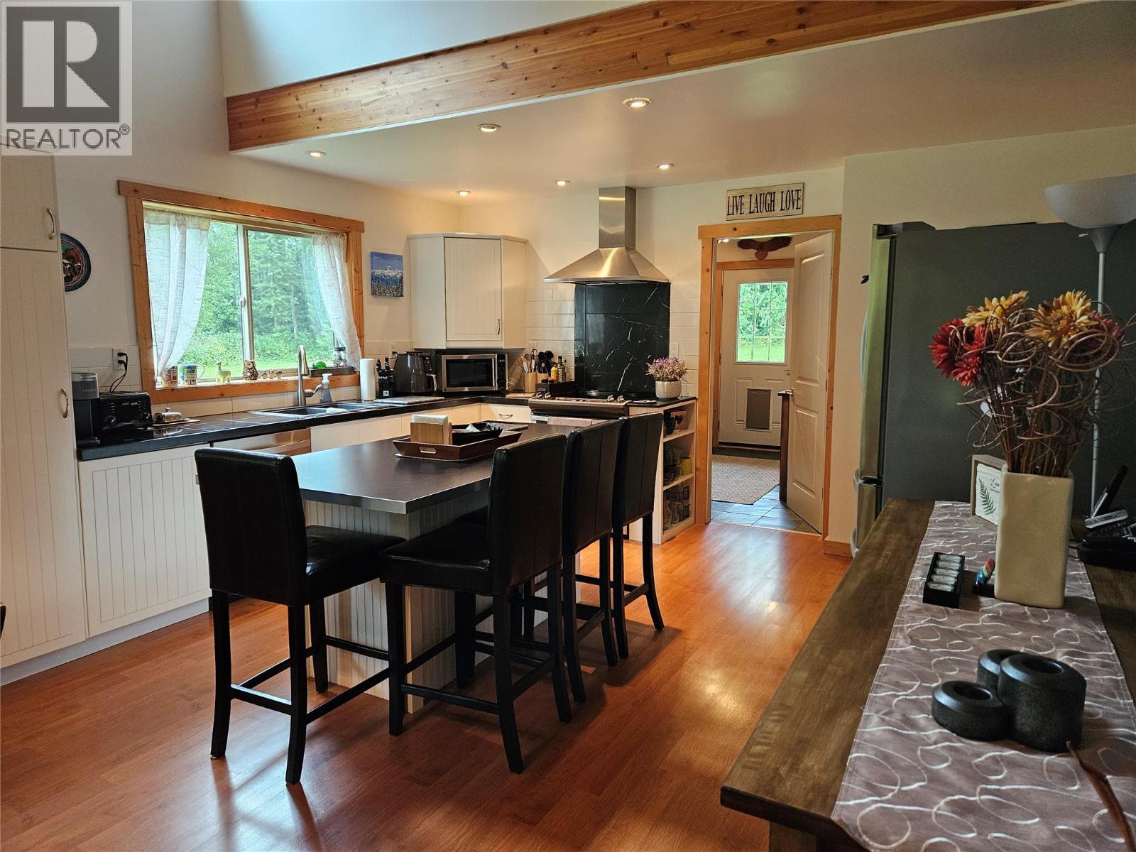 153 Wildwood Road, Summit Lake, British Columbia  V0G 1R1 - Photo 5 - 10357178