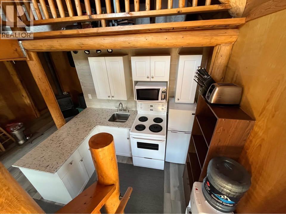 4220 Barriere Lakes Road Road Unit# 23.6, Barriere, British Columbia  V0E 1E0 - Photo 4 - 10357247