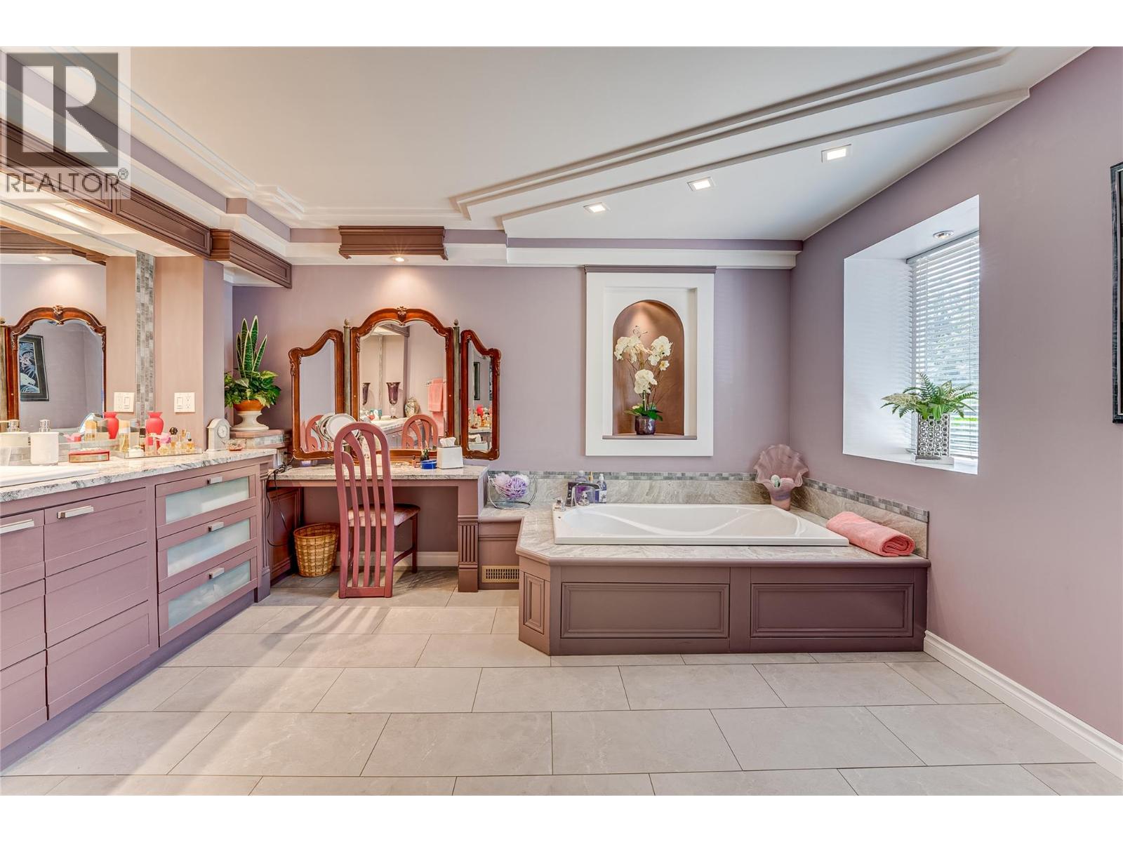 39 Ladyslipper Road, Lumby, British Columbia  V0E 2G5 - Photo 27 - 10357032