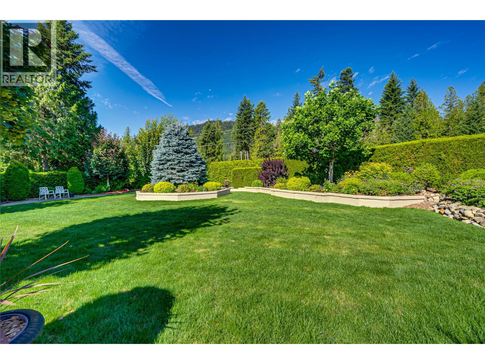 39 Ladyslipper Road, Lumby, British Columbia  V0E 2G5 - Photo 53 - 10357032