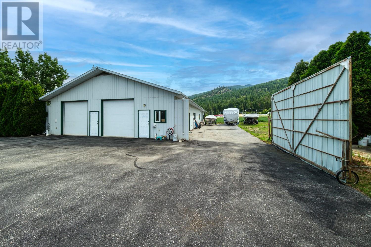 135 Pleasant Valley Cross Road, Armstrong, British Columbia  V4Y 0W1 - Photo 3 - 10356903