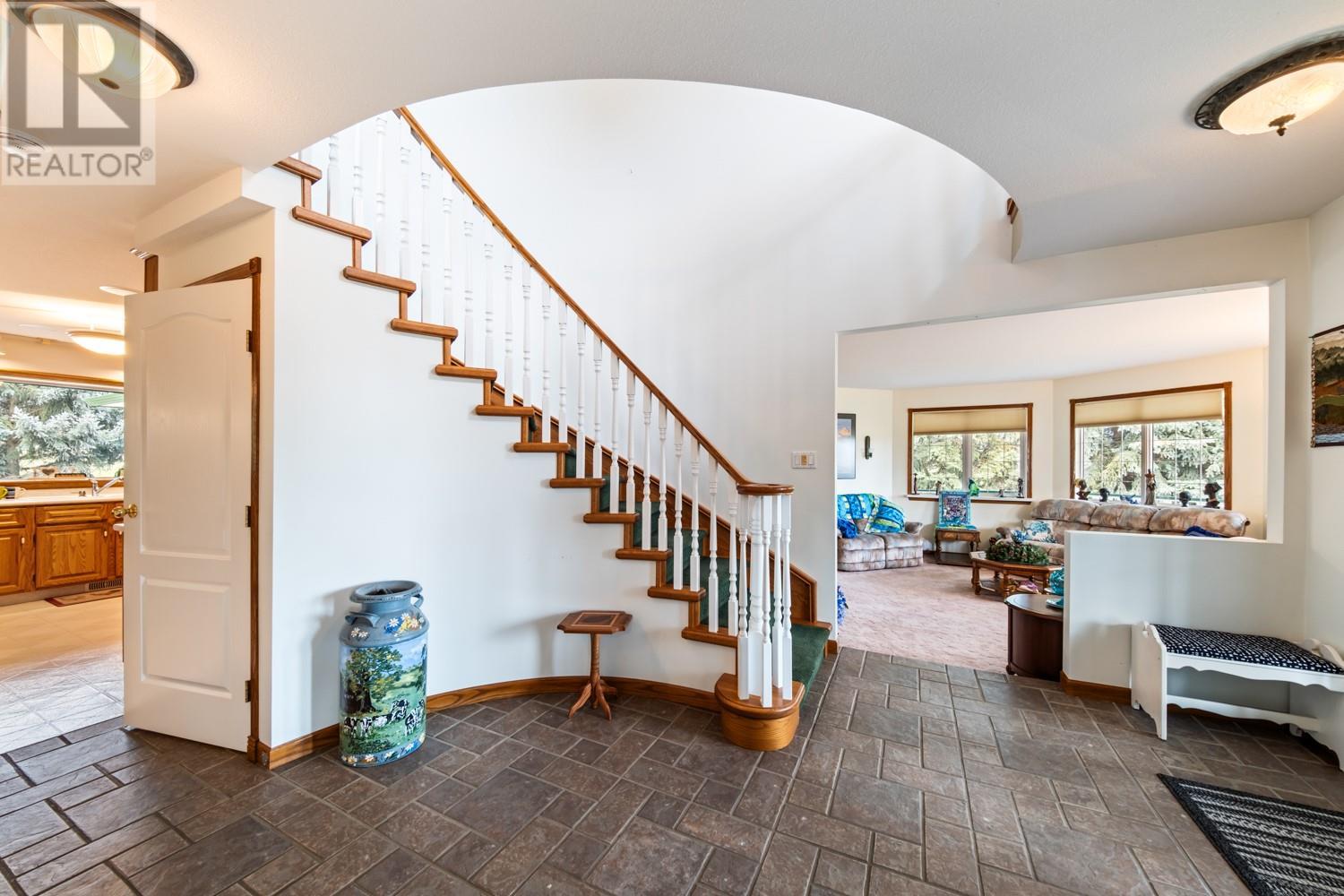 135 Pleasant Valley Cross Road, Armstrong, British Columbia  V4Y 0W1 - Photo 7 - 10356903