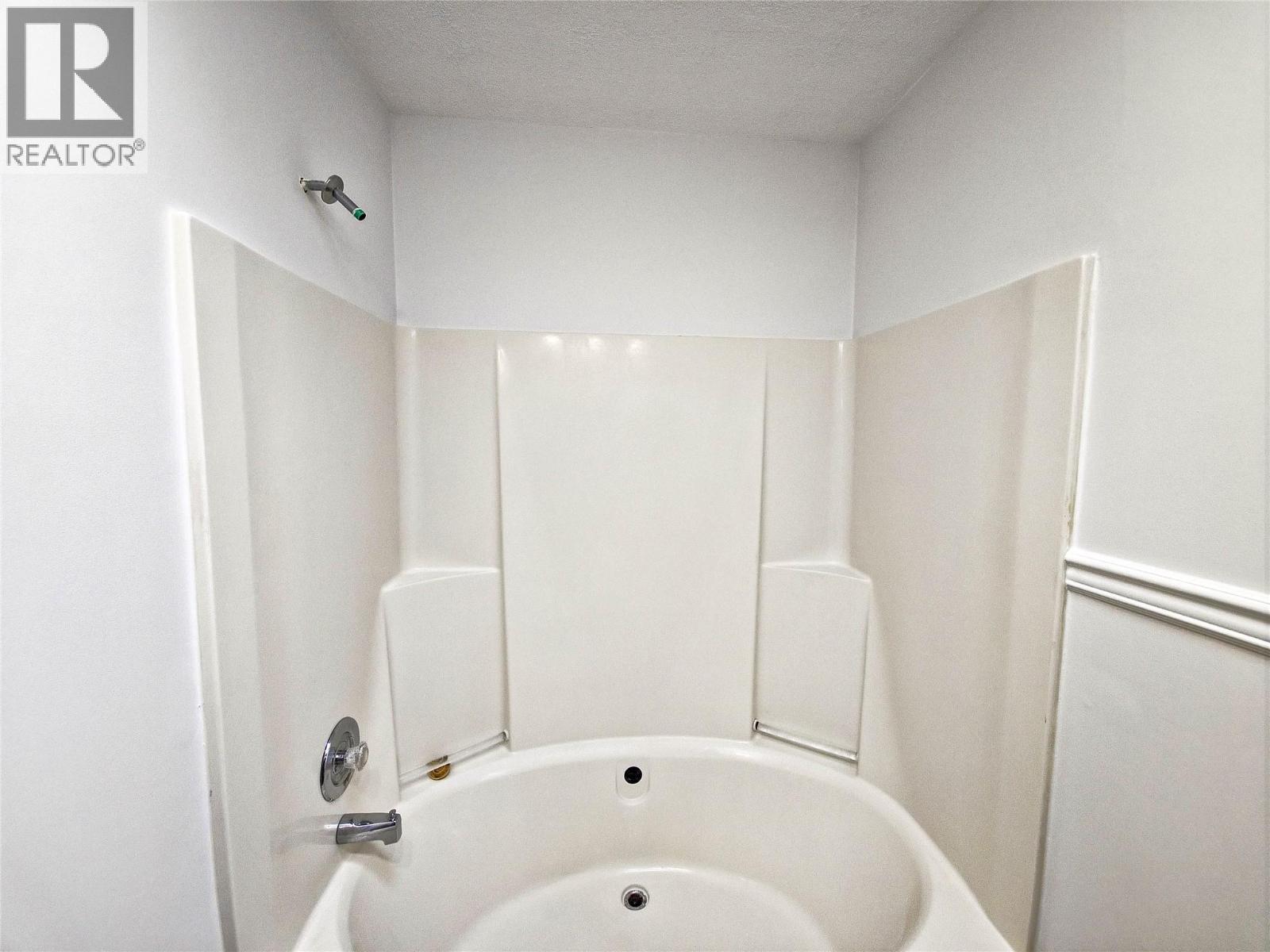 1605 15 Avenue, Vernon, British Columbia  V1T 9R4 - Photo 30 - 10356839