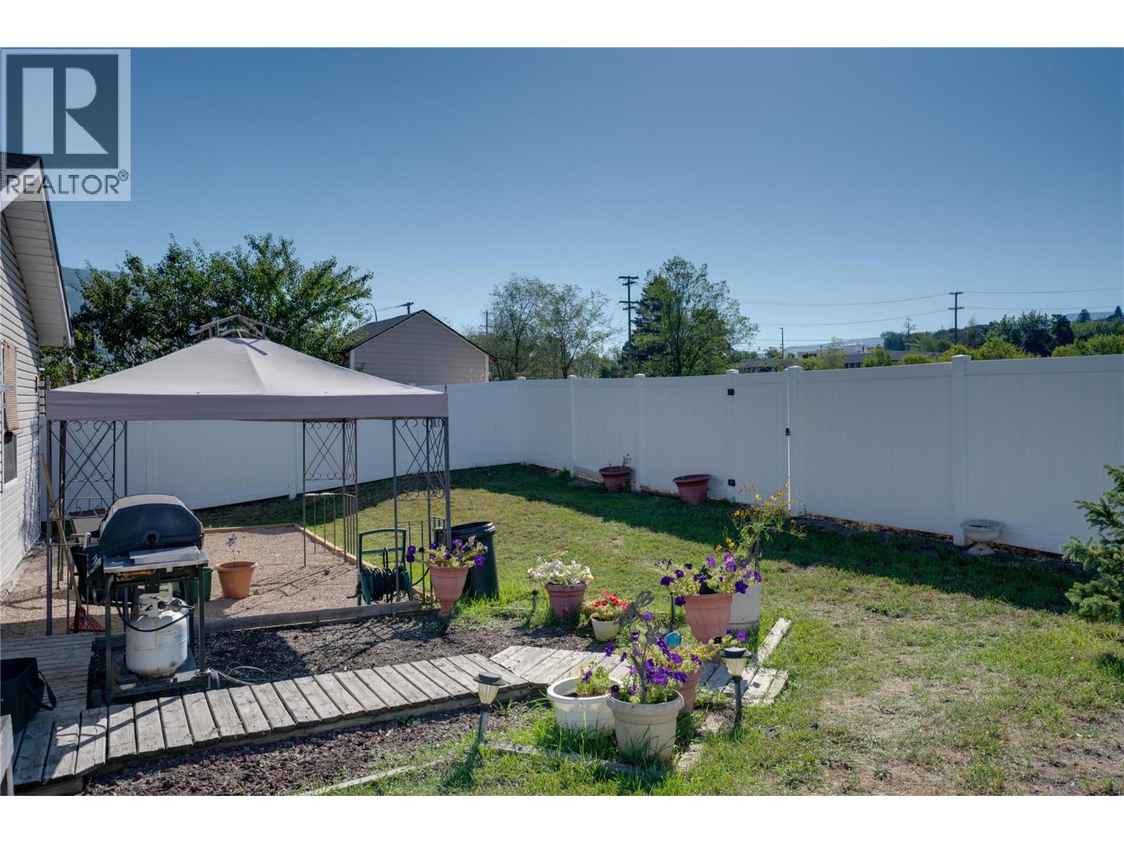 1605 15 Avenue, Vernon, British Columbia  V1T 9R4 - Photo 34 - 10356839