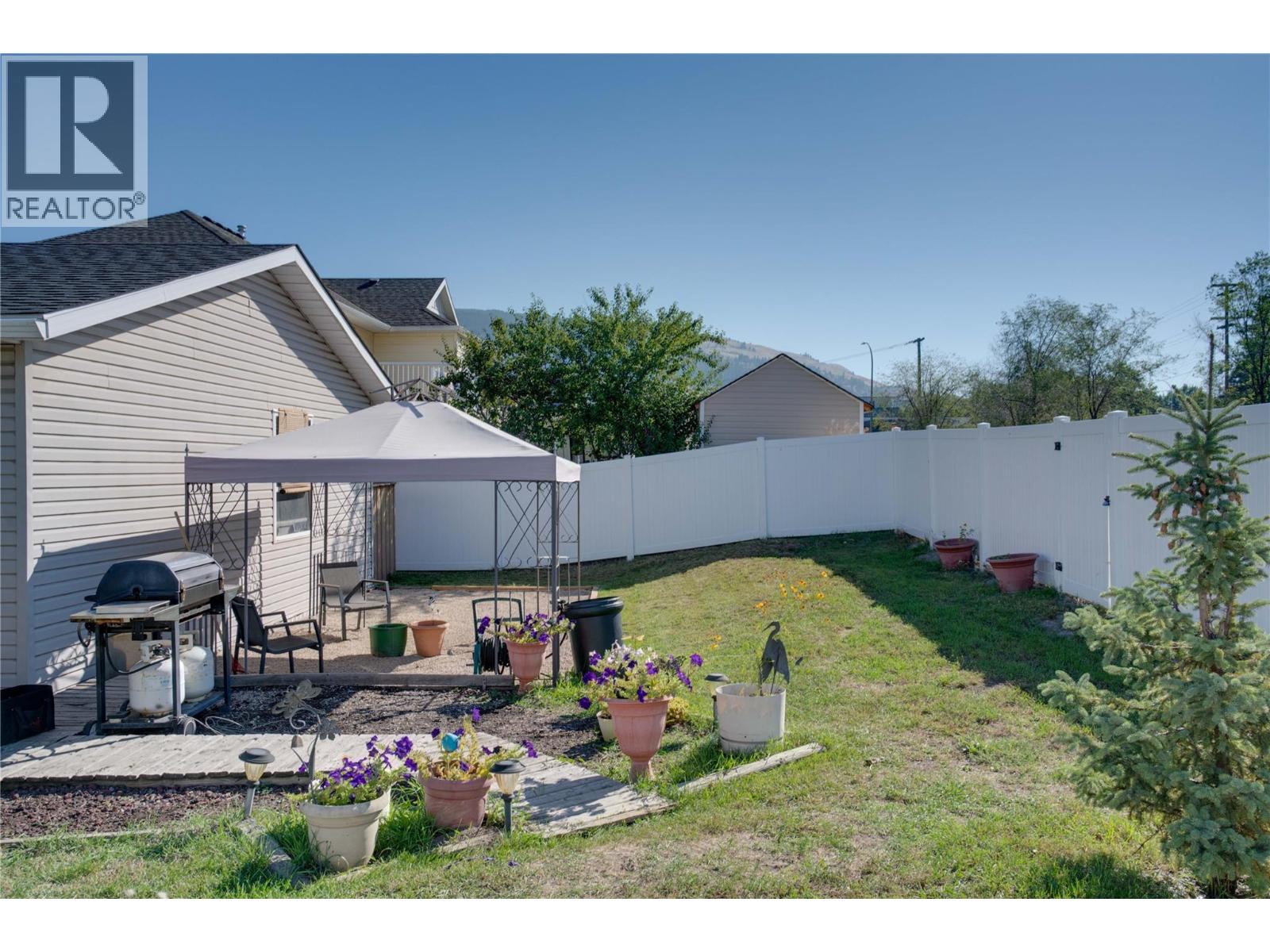 1605 15 Avenue, Vernon, British Columbia  V1T 9R4 - Photo 35 - 10356839