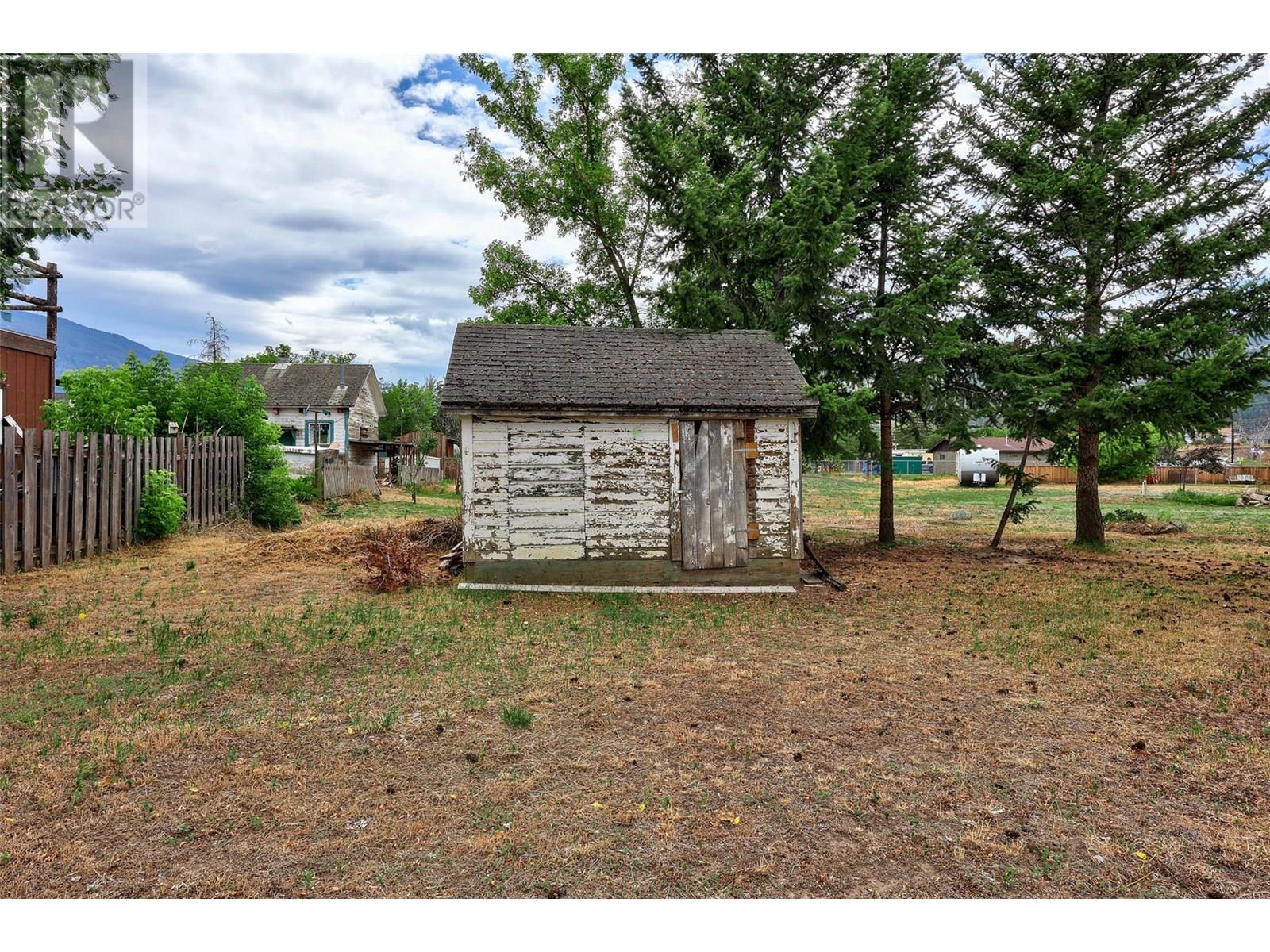 2026 Priest Avenue, Merritt, British Columbia  V1K 0A3 - Photo 24 - 10357314