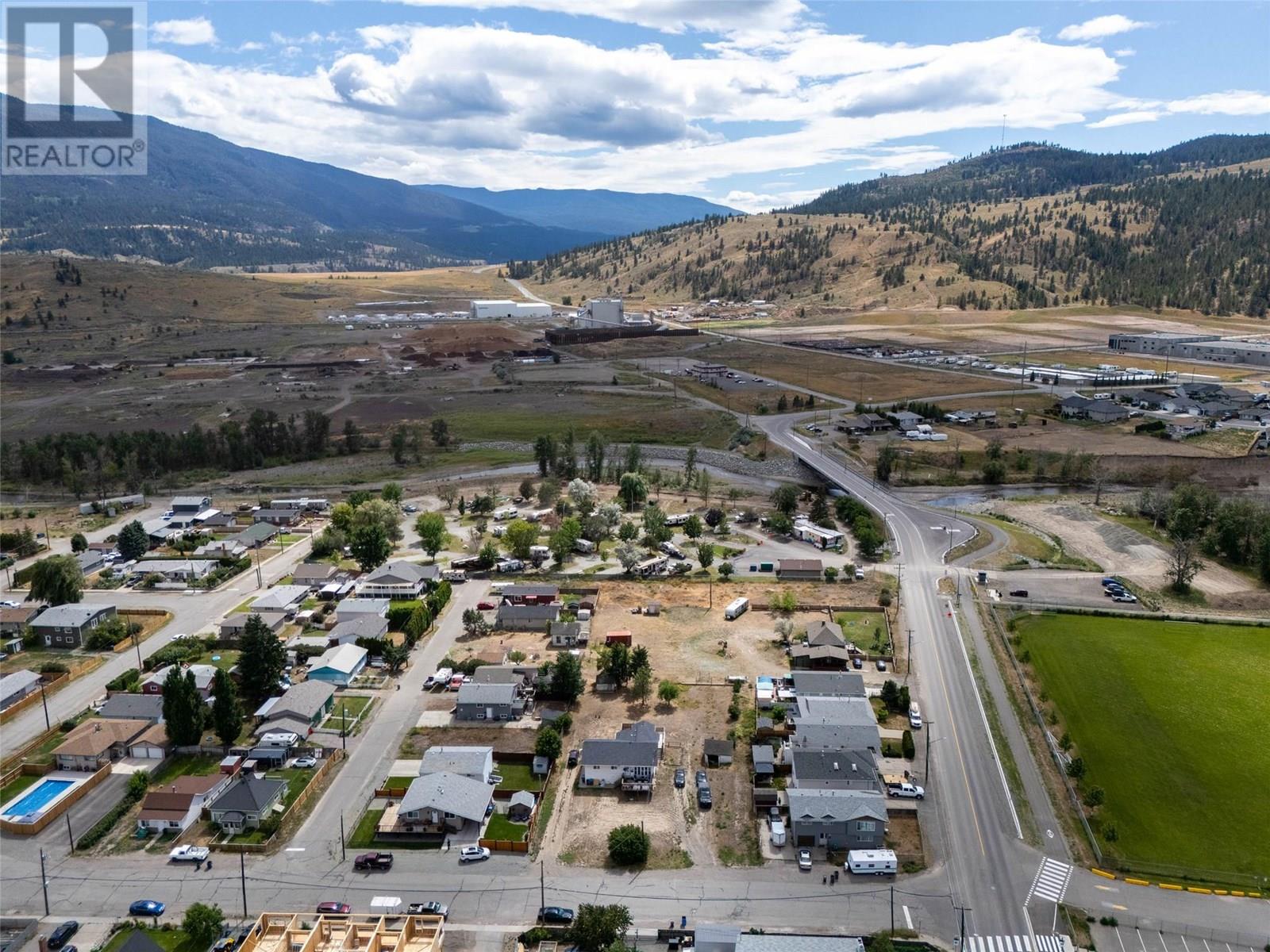 2026 Priest Avenue, Merritt, British Columbia  V1K 0A3 - Photo 32 - 10357314