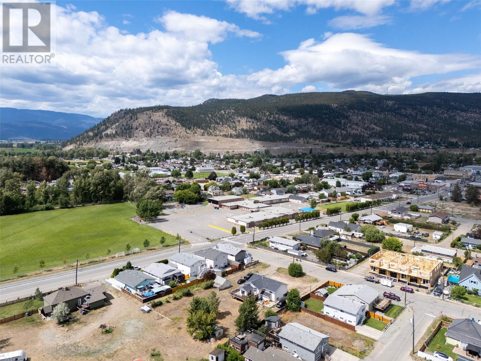 2026 Priest Avenue, Merritt, British Columbia  V1K 0A3 - Photo 36 - 10357314