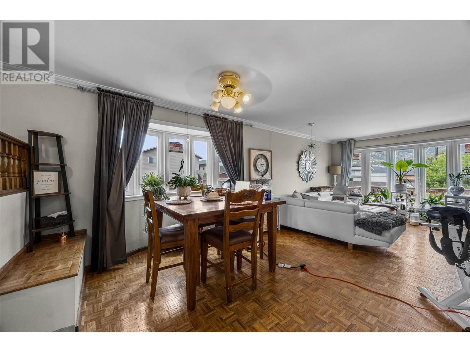 2026 Priest Avenue, Merritt, British Columbia  V1K 0A3 - Photo 9 - 10357314