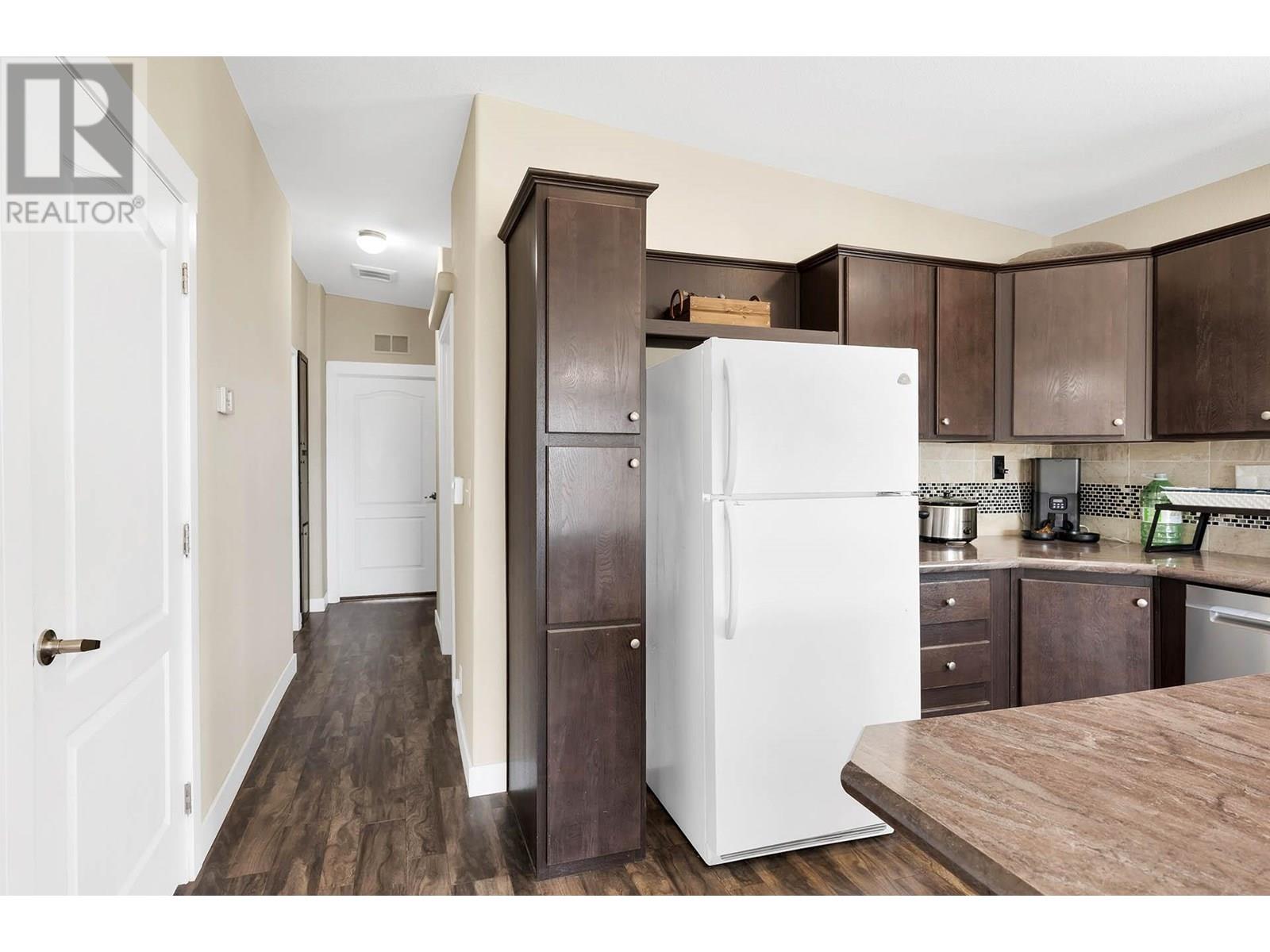 840 Deer Drive, Kamloops, British Columbia  V1S 1Z9 - Photo 10 - 10350424