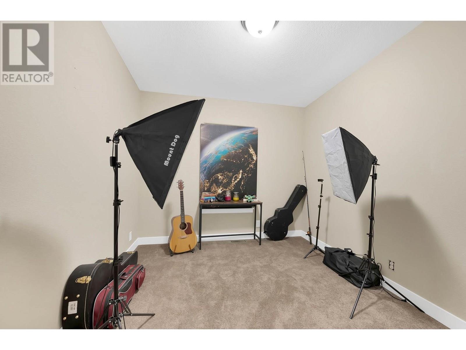 840 Deer Drive, Kamloops, British Columbia  V1S 1Z9 - Photo 27 - 10350424