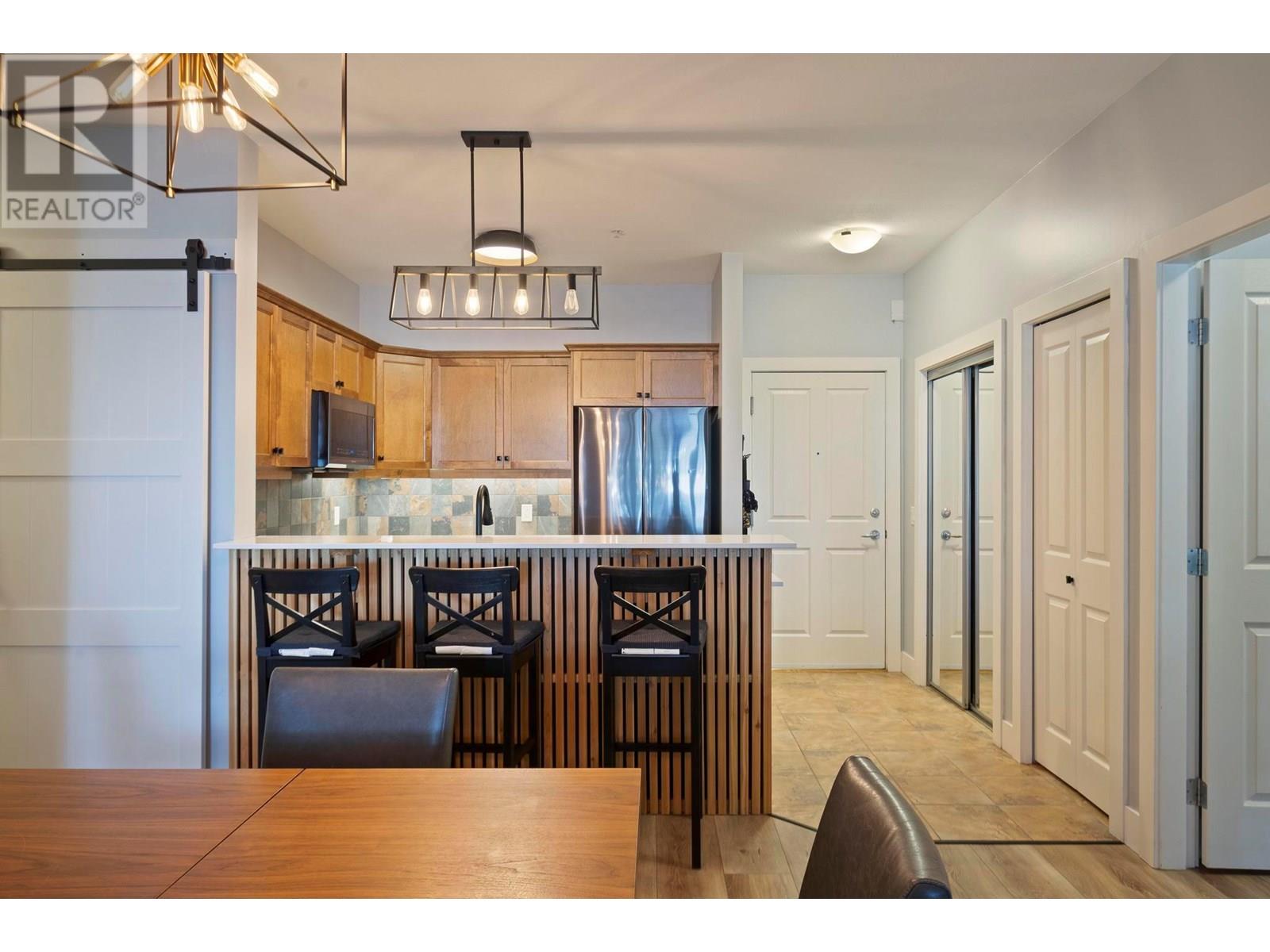 2532 Shoreline Drive Unit# 102, Lake Country, British Columbia  V4V 2R6 - Photo 1 - 10357360