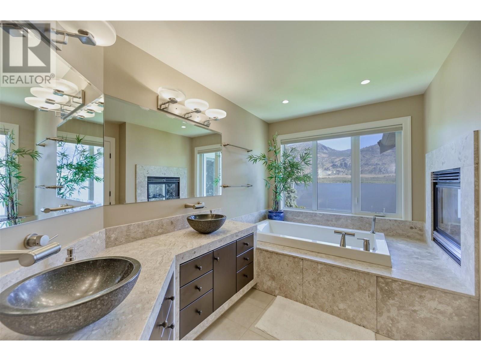 10411 81st Street, Osoyoos, British Columbia  V0H 1V2 - Photo 18 - 10354227