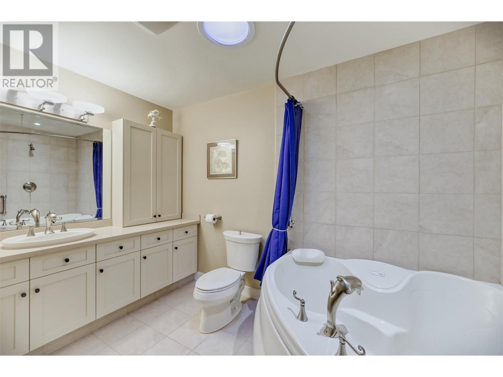 10411 81st Street, Osoyoos, British Columbia  V0H 1V2 - Photo 21 - 10354227