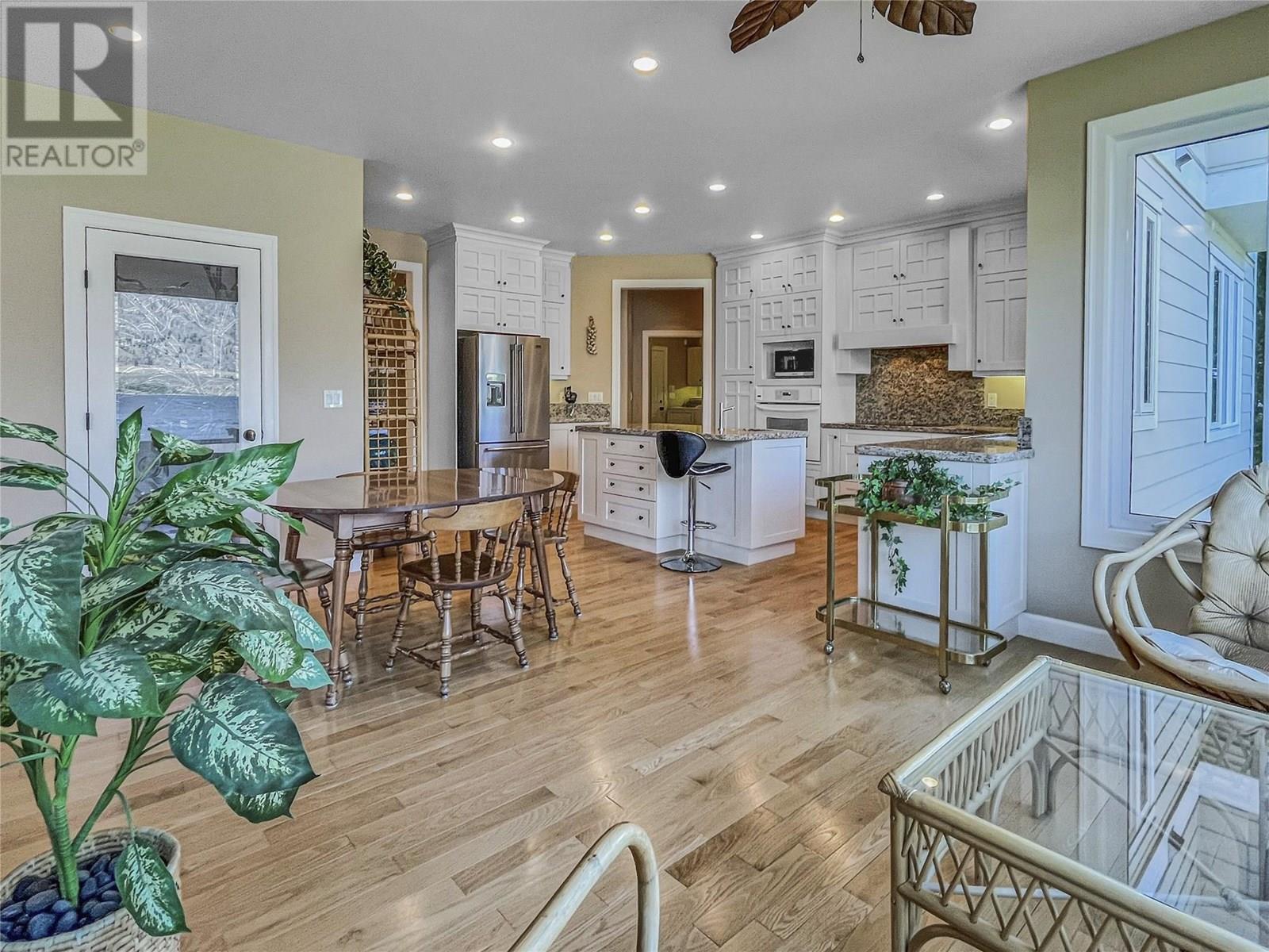 10411 81st Street, Osoyoos, British Columbia  V0H 1V2 - Photo 67 - 10354227