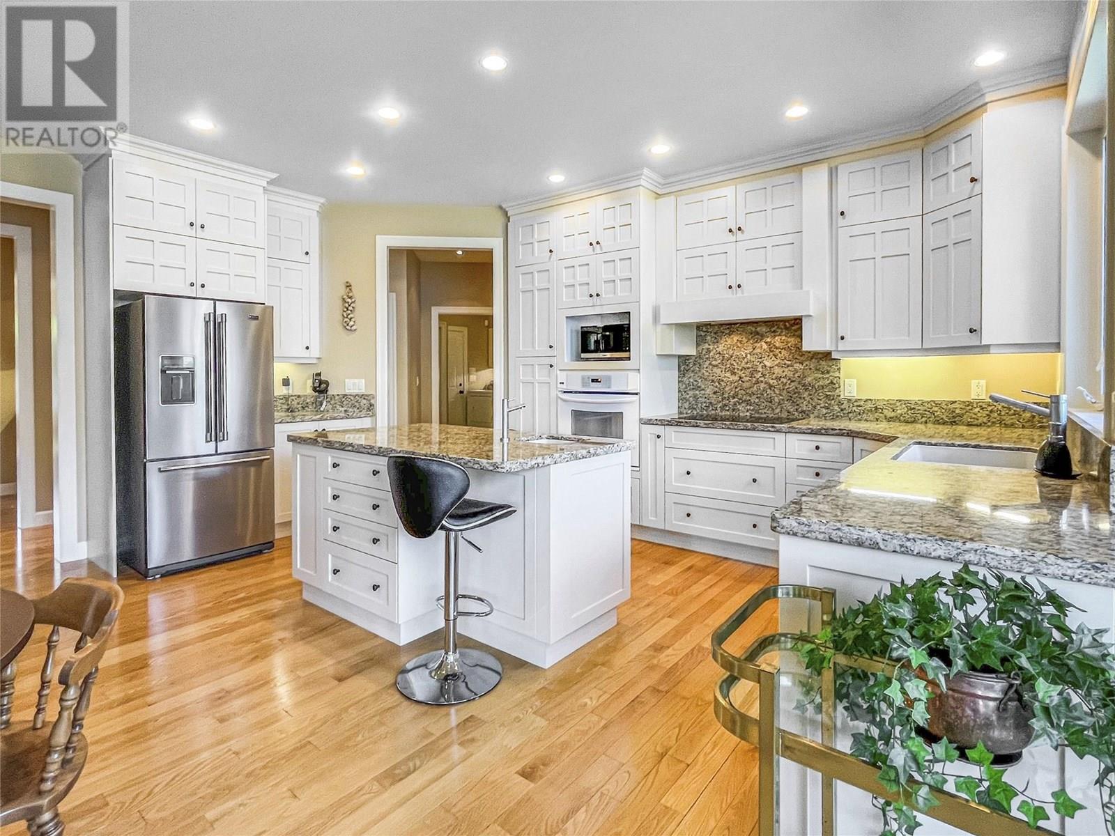 10411 81st Street, Osoyoos, British Columbia  V0H 1V2 - Photo 69 - 10354227