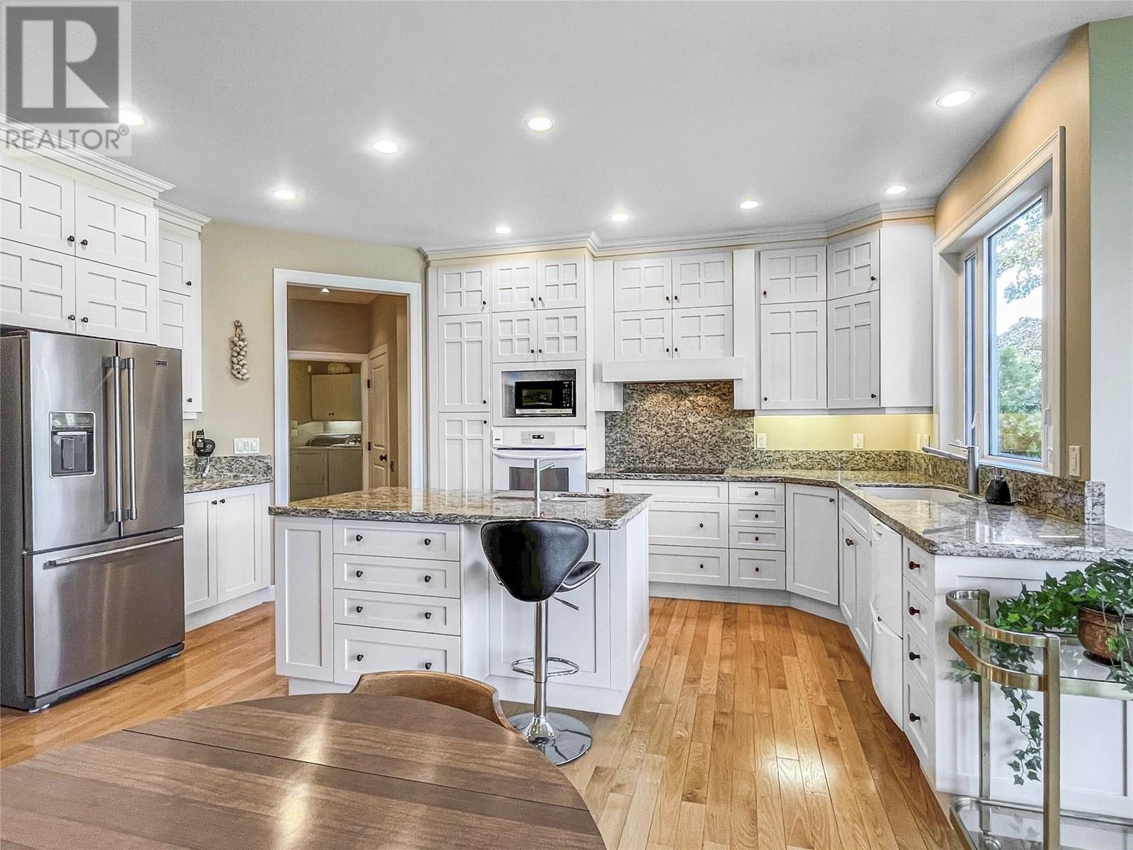 10411 81st Street, Osoyoos, British Columbia  V0H 1V2 - Photo 73 - 10354227