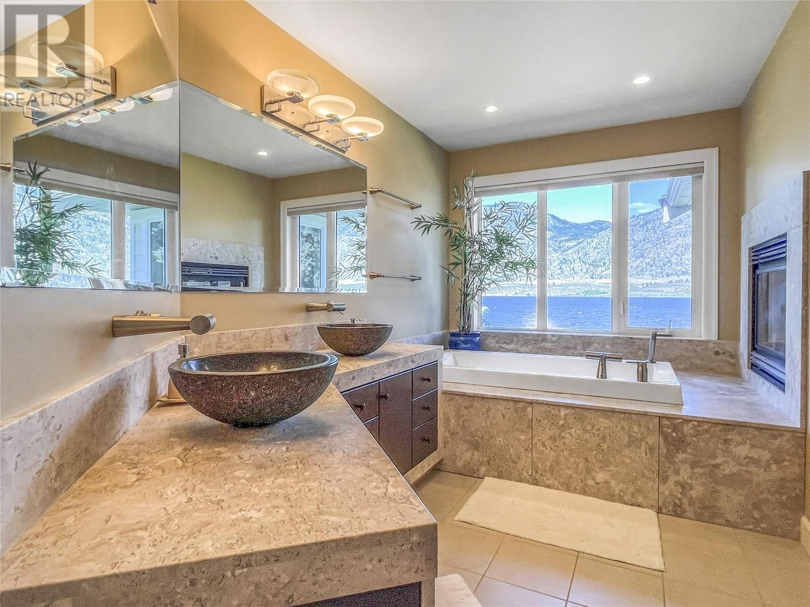 10411 81st Street, Osoyoos, British Columbia  V0H 1V2 - Photo 86 - 10354227