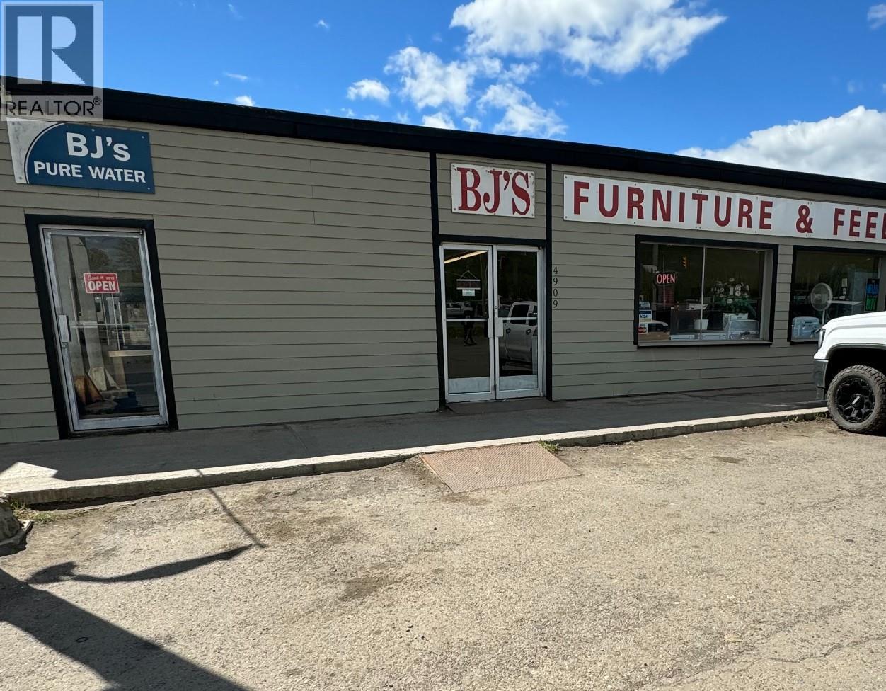 4909 South Access Road, Chetwynd, British Columbia  V0C 1J0 - Photo 1 - 10357554