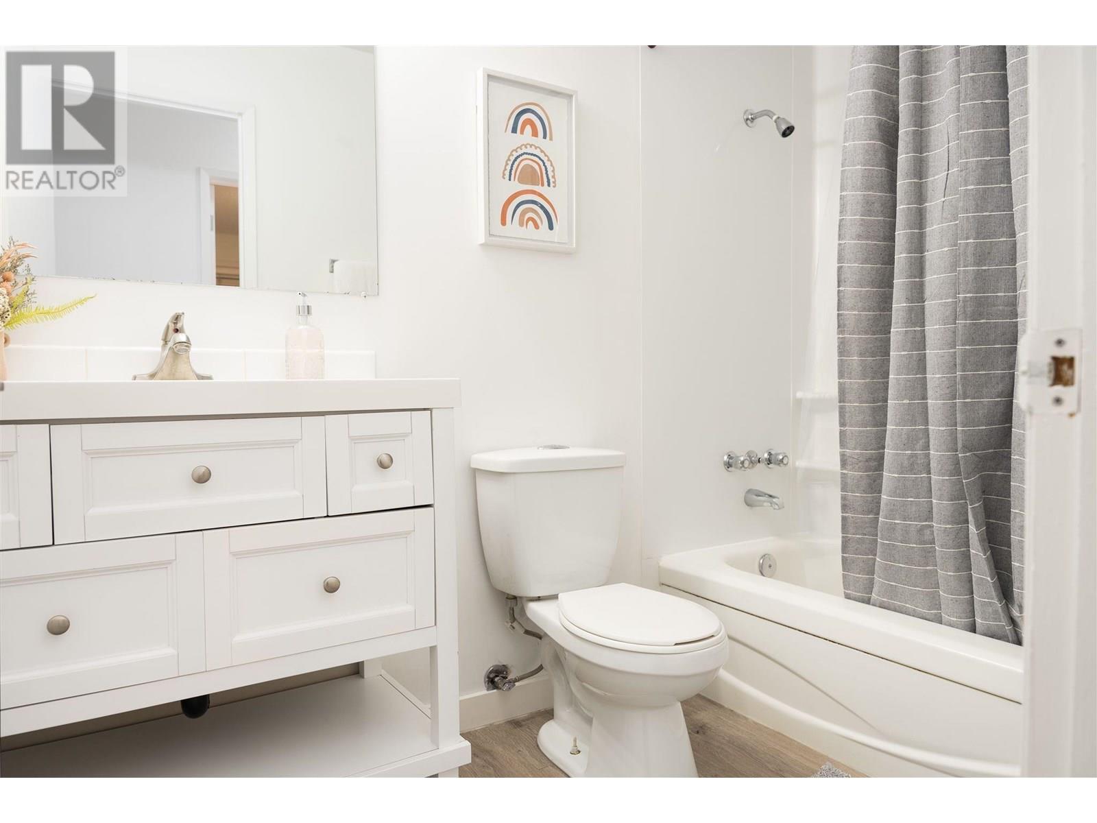 2009-2011 Richter Street, Kelowna, British Columbia  V1Y 2N4 - Photo 49 - 10357663