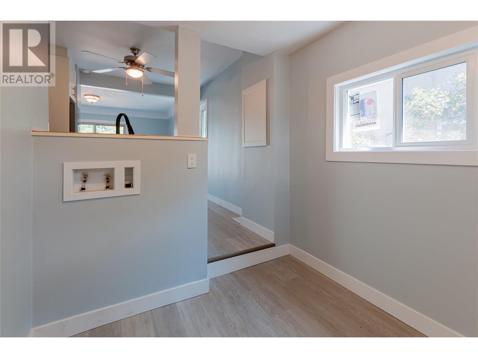 669 Haywood Street, Penticton, British Columbia  V2A 4W8 - Photo 10 - 10357117