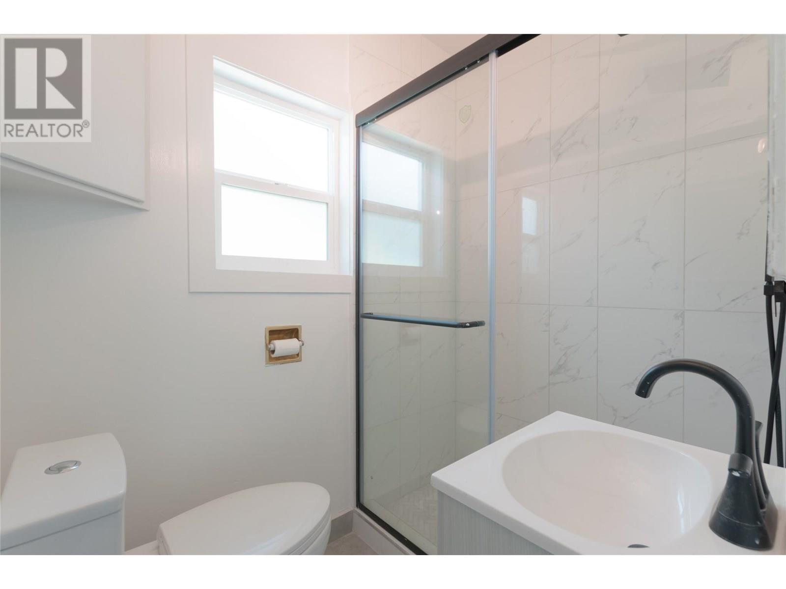 669 Haywood Street, Penticton, British Columbia  V2A 4W8 - Photo 15 - 10357117