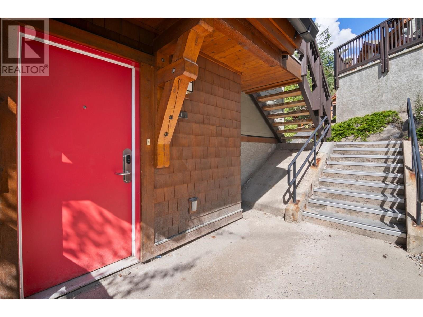 2049 Summit Drive Unit# 311c, Panorama, British Columbia  V0A 1T0 - Photo 3 - 10357631