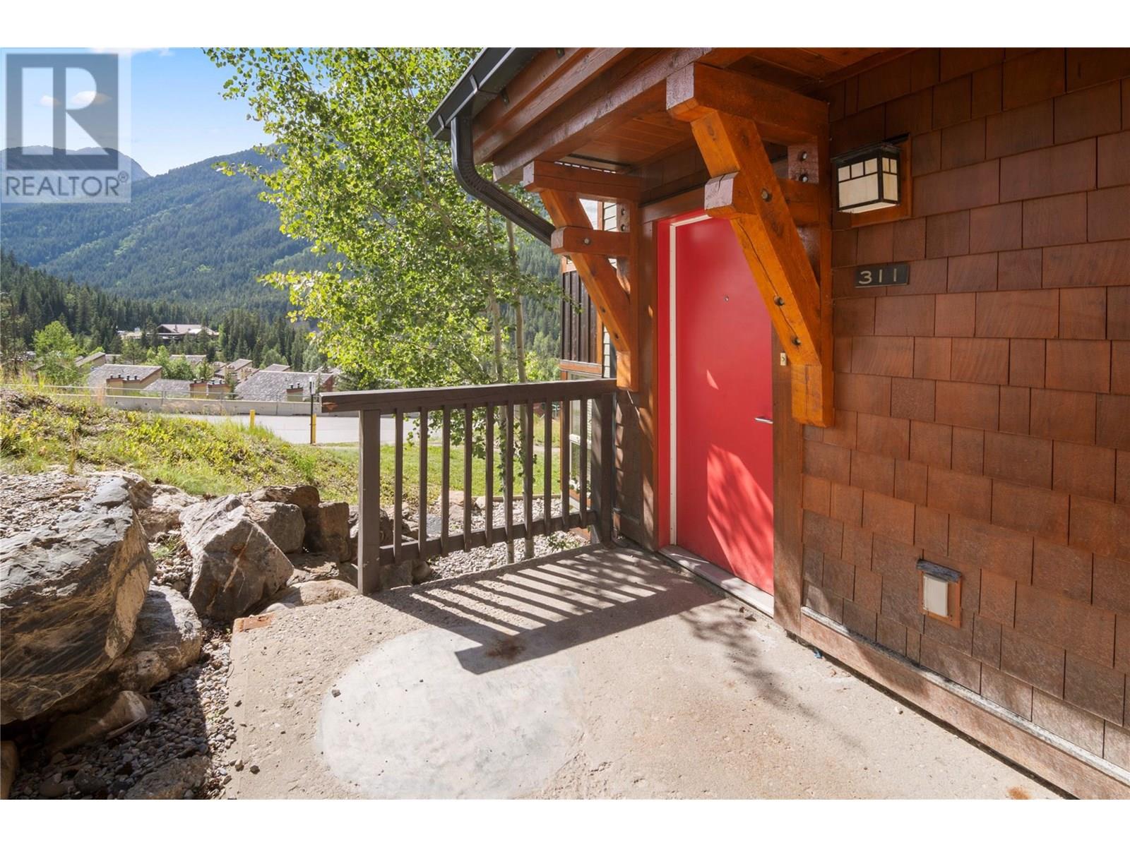 2049 Summit Drive Unit# 311c, Panorama, British Columbia  V0A 1T0 - Photo 4 - 10357631