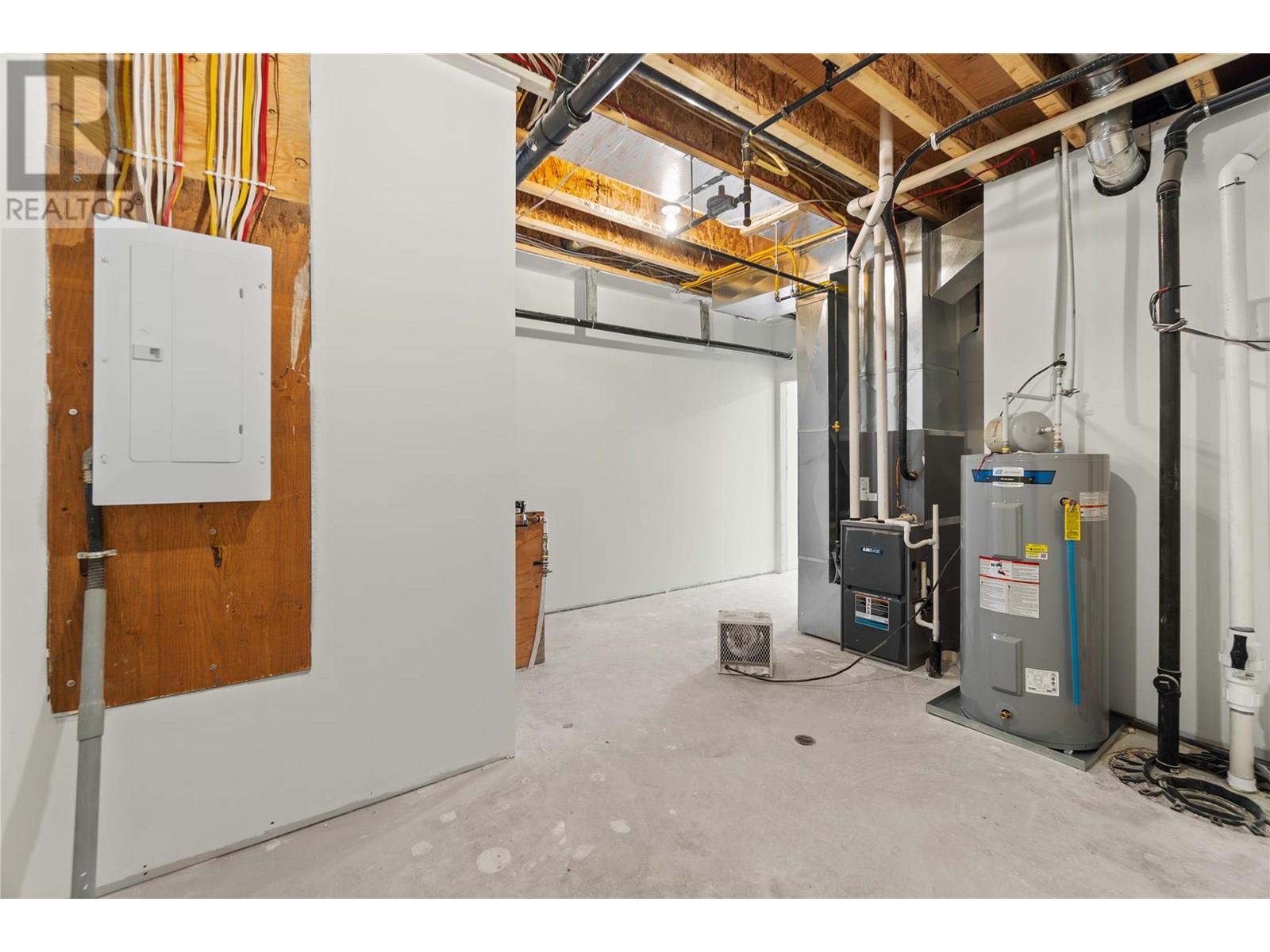 231 20 Street Ne Unit# 2, Salmon Arm, British Columbia  V1E 2Z7 - Photo 35 - 10357775