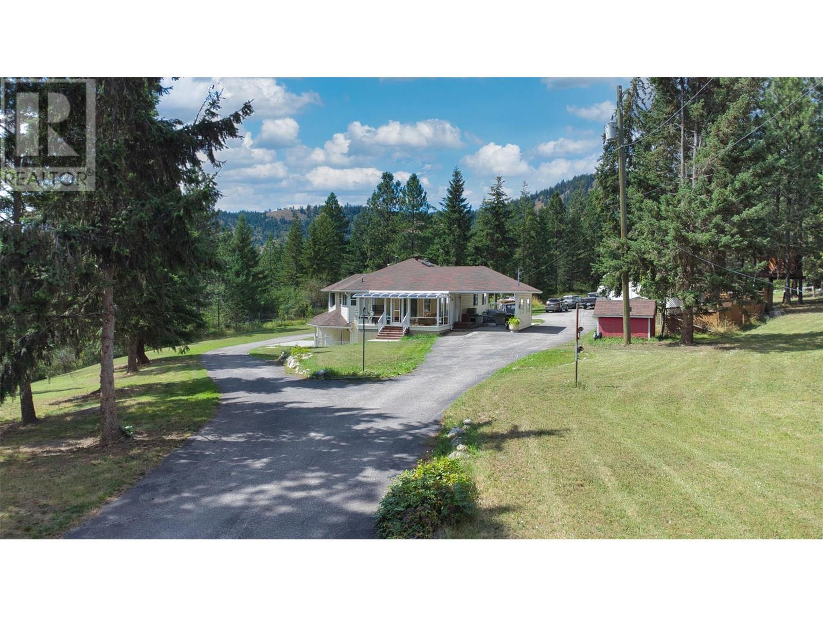 90 Mcinnes Road, Lumby, British Columbia  V0E 2G1 - Photo 1 - 10357658