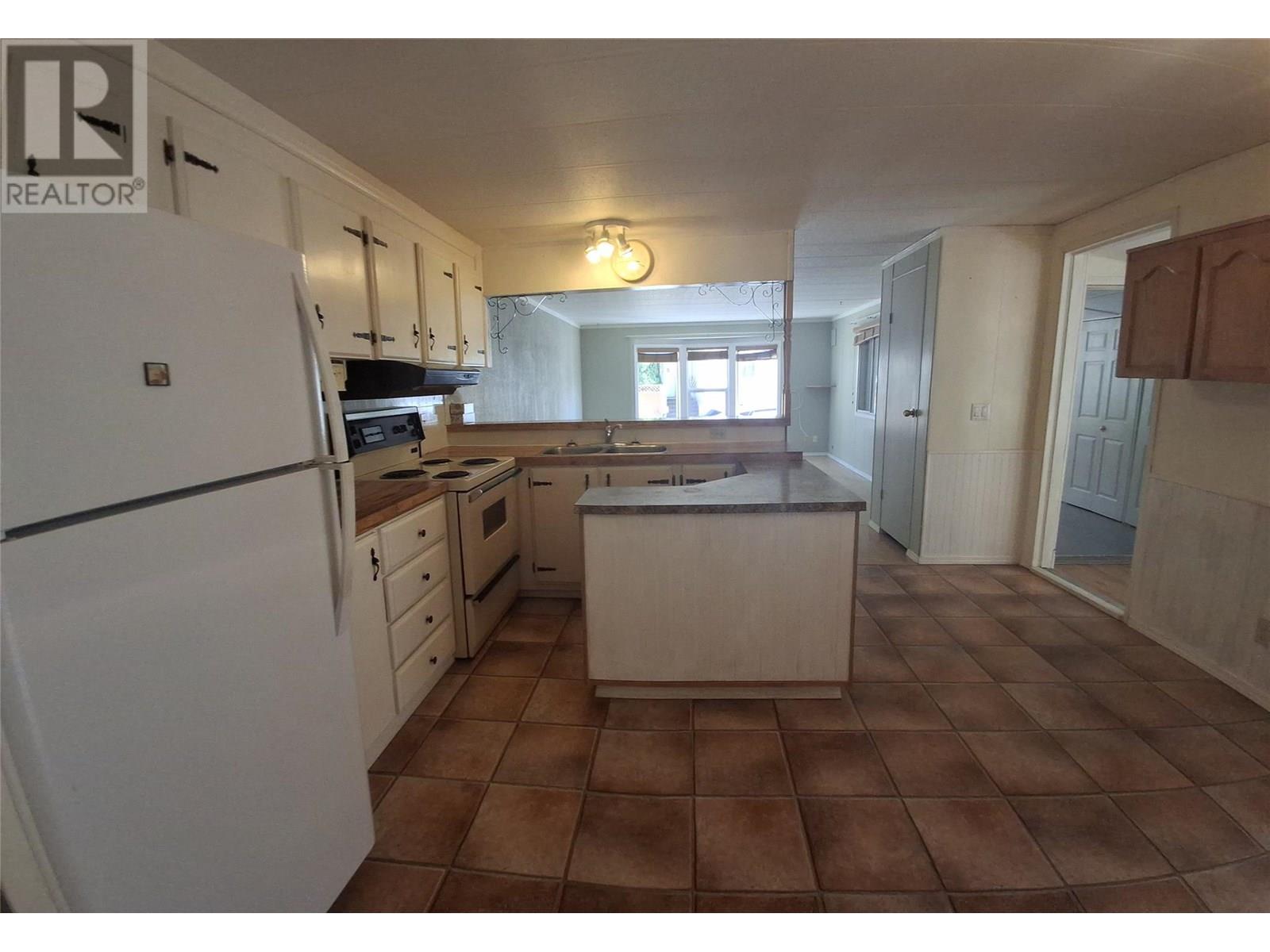 566 Coburn Street Unit# 10, Chase, British Columbia  V0E 1M0 - Photo 4 - 10357488