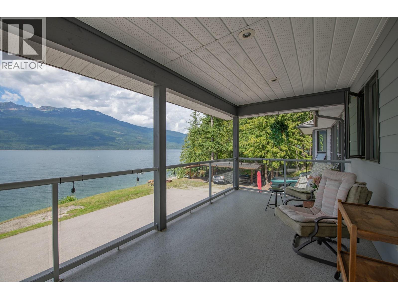 1710 6 Highway, Nakusp, British Columbia  V0G 1R1 - Photo 18 - 10357882