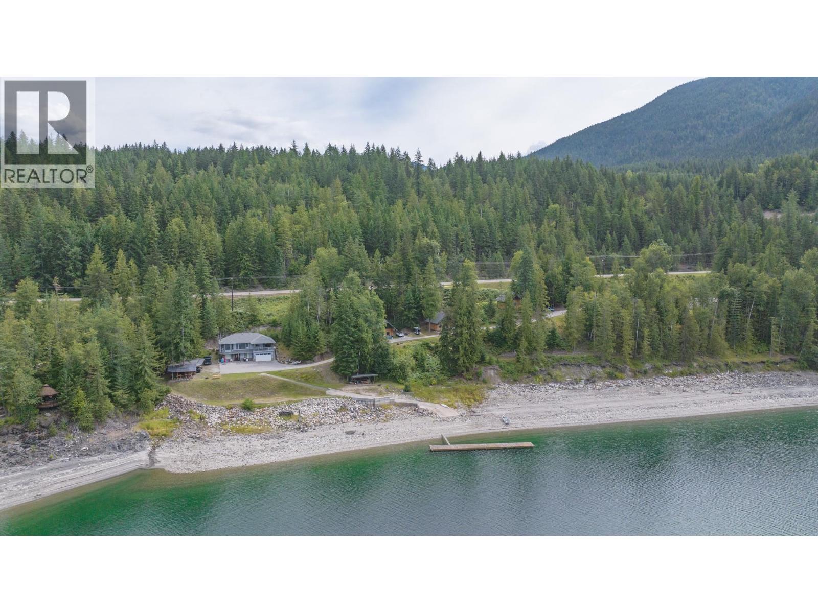 1710 6 Highway, Nakusp, British Columbia  V0G 1R1 - Photo 7 - 10357882