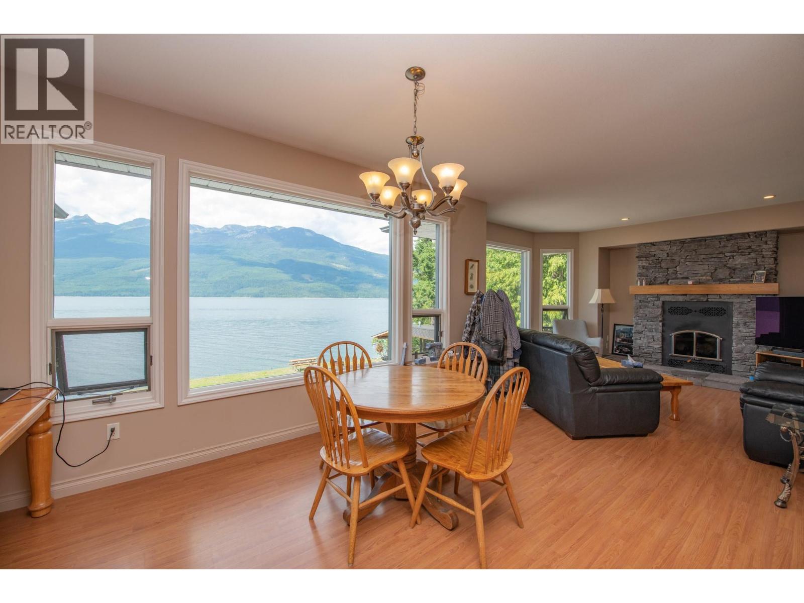 1710 6 Highway, Nakusp, British Columbia  V0G 1R1 - Photo 27 - 10357695