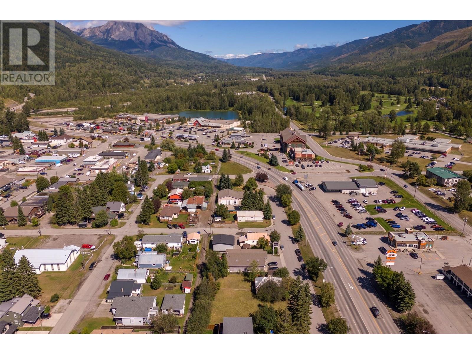 1321 7th Avenue, Fernie, British Columbia  V0B 1M0 - Photo 15 - 10357927