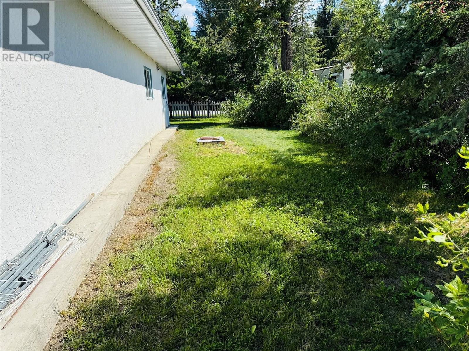 4688 Poplar Street, Windermere, British Columbia  V0B 2L2 - Photo 21 - 10357926