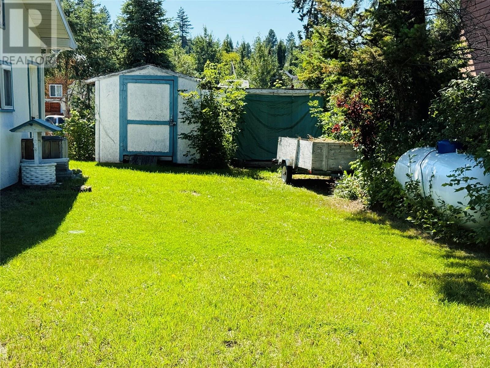 4688 Poplar Street, Windermere, British Columbia  V0B 2L2 - Photo 22 - 10357926