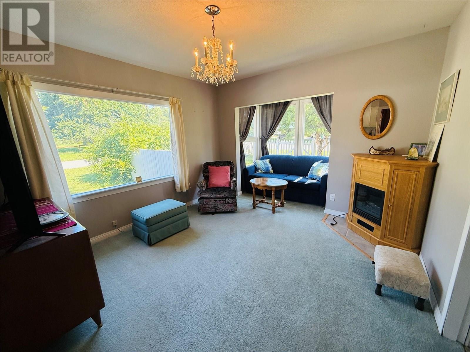 4688 Poplar Street, Windermere, British Columbia  V0B 2L2 - Photo 9 - 10357926