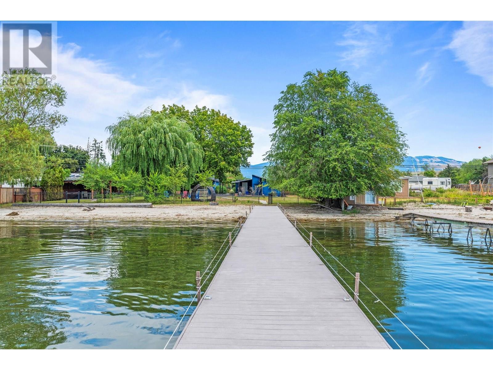 2640 Lakeshore Road, Vernon, British Columbia  V1H 1N1 - Photo 19 - 10357438