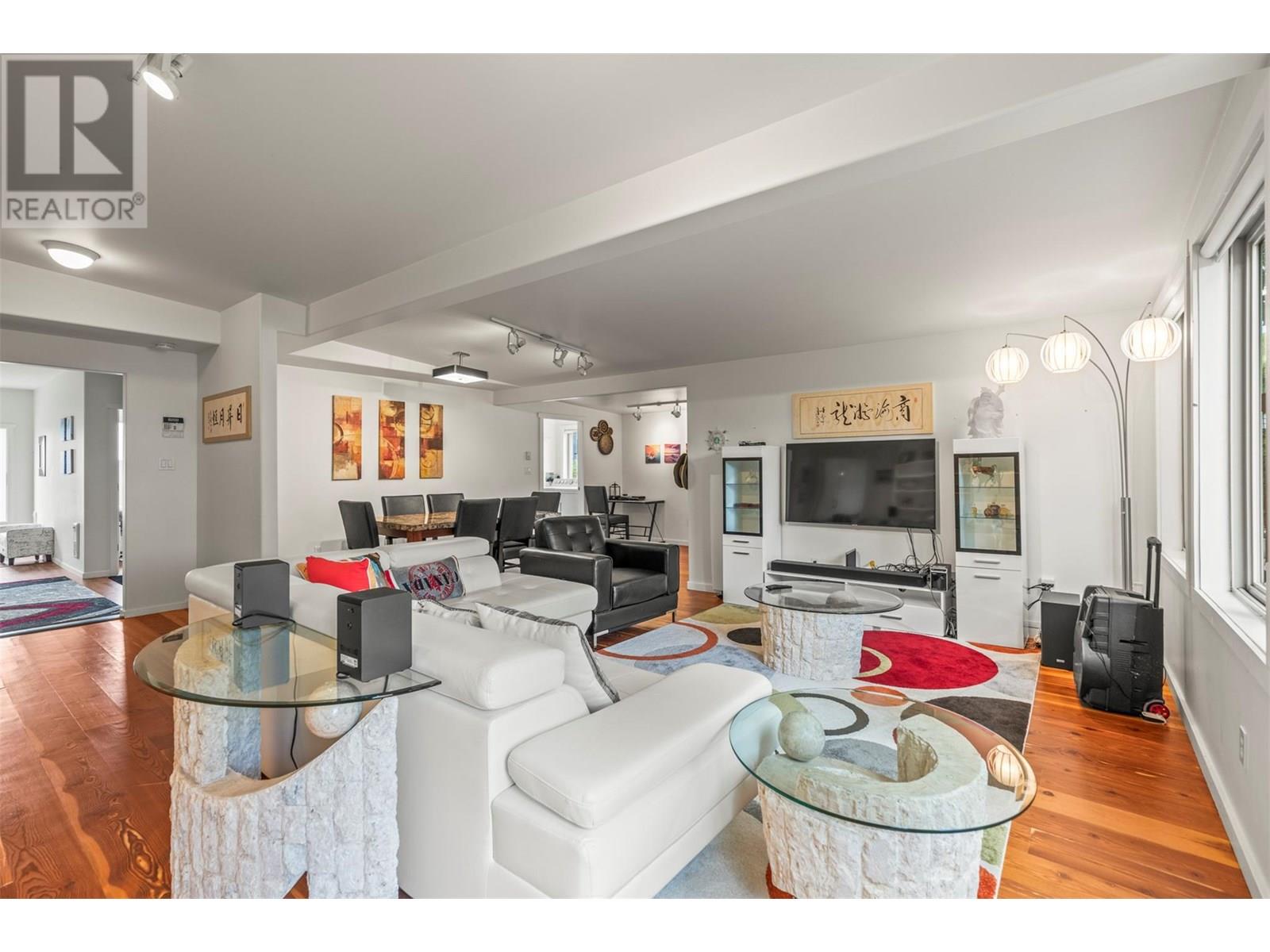 2640 Lakeshore Road, Vernon, British Columbia  V1H 1N1 - Photo 33 - 10357438