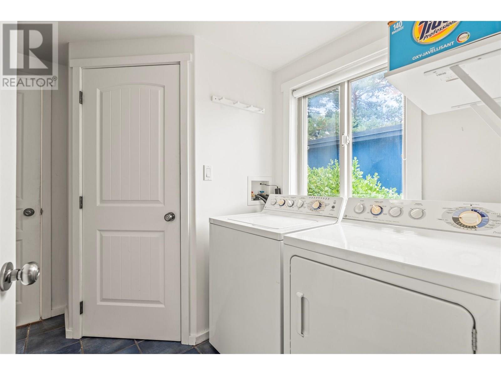 2640 Lakeshore Road, Vernon, British Columbia  V1H 1N1 - Photo 49 - 10357438