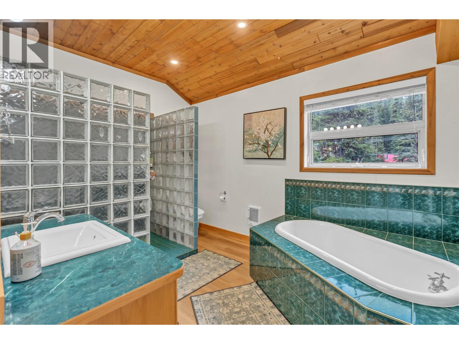 1417 Apex Mountain Road, Apex Mountain, British Columbia  V0X 1N6 - Photo 11 - 10357668