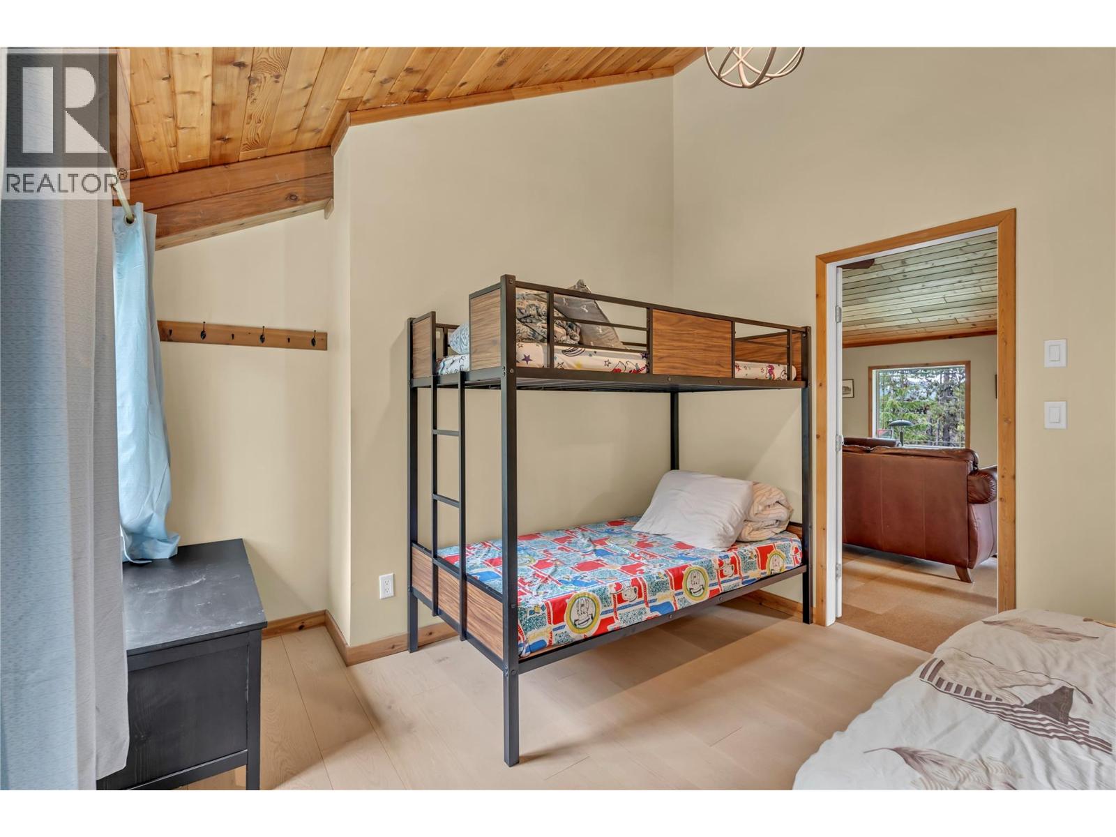 1417 Apex Mountain Road, Apex Mountain, British Columbia  V0X 1N6 - Photo 16 - 10357668