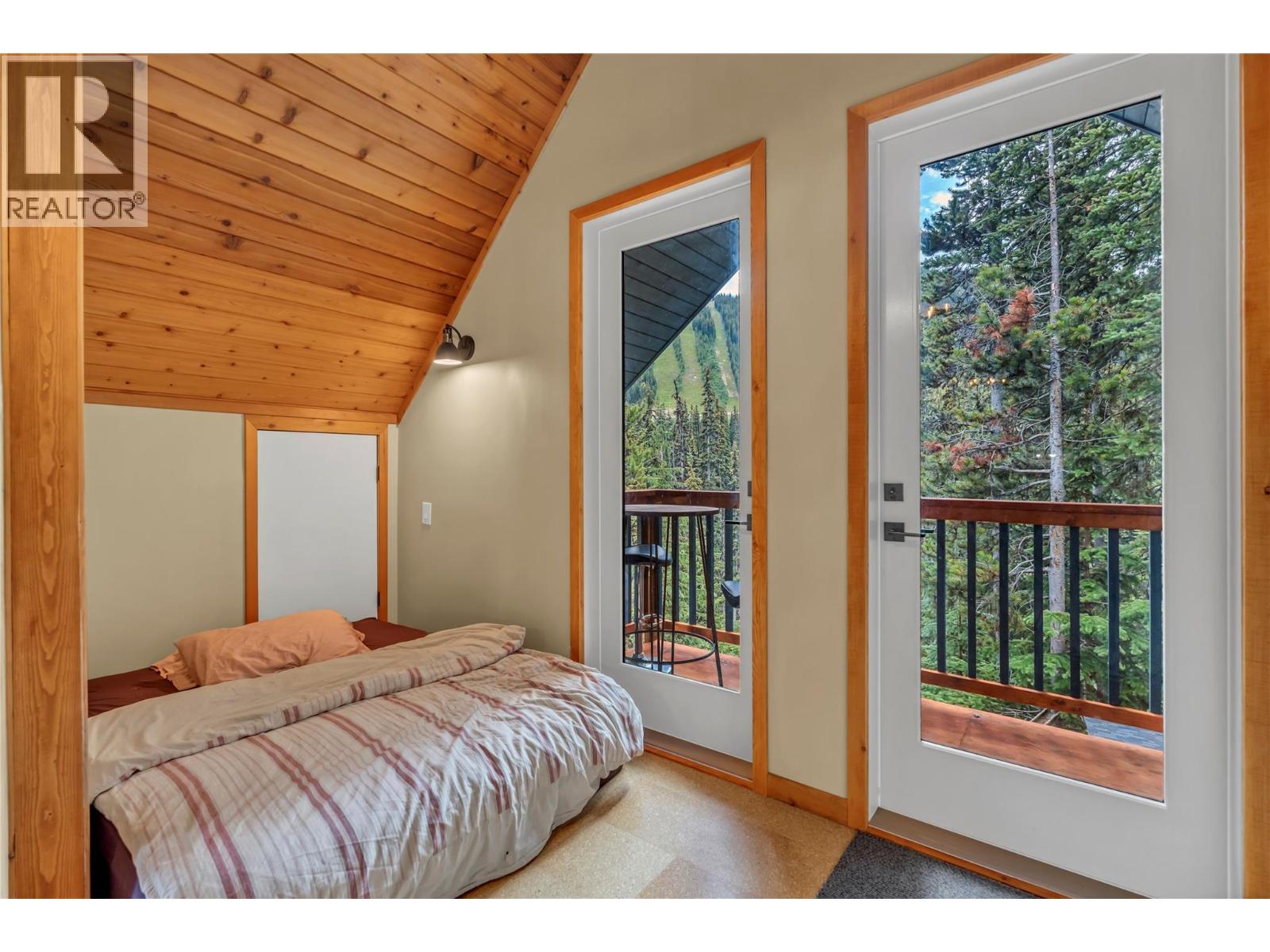 1417 Apex Mountain Road, Apex Mountain, British Columbia  V0X 1N6 - Photo 17 - 10357668