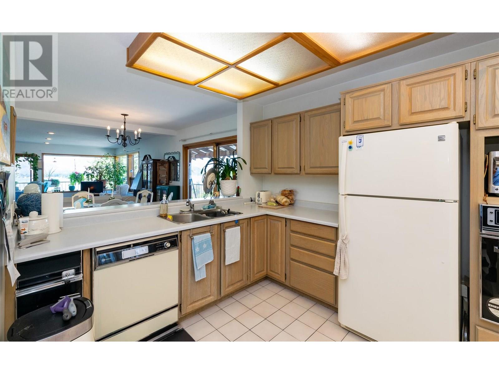 1261 Trans Canada Highway Unit# 1 Lot# 15, Sorrento, British Columbia  V0E 2W0 - Photo 3 - 10357859