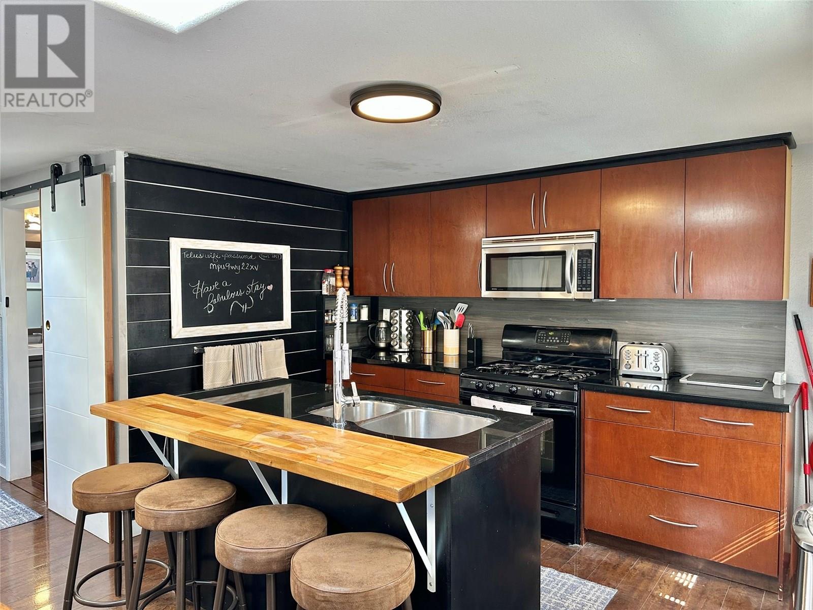 2146 Newton Road, Cawston, British Columbia  V0X 1C1 - Photo 12 - 10357751